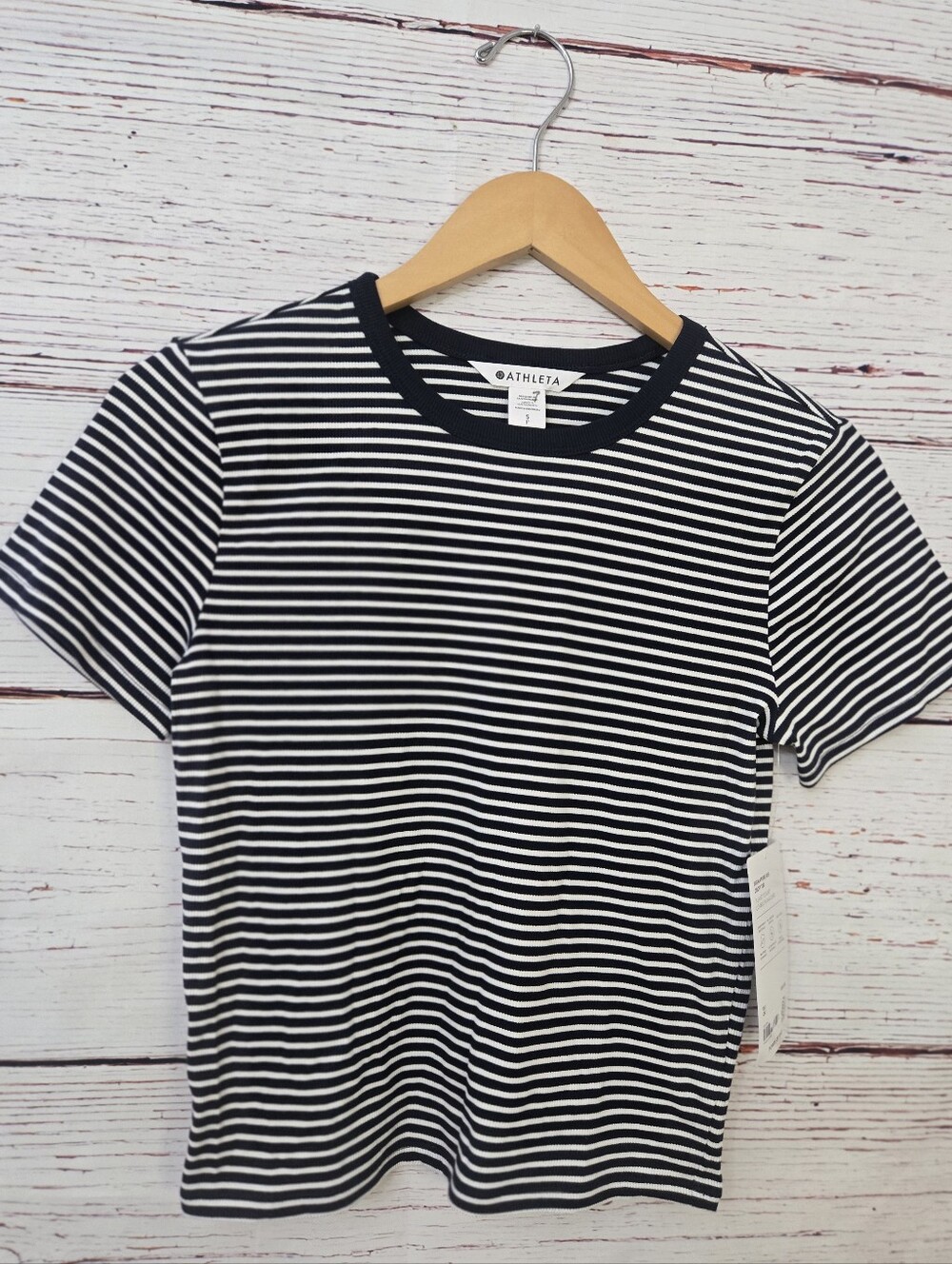 NWT Athleta Signature Rib Crop Tee Striped Navy White Small Soft Stretch